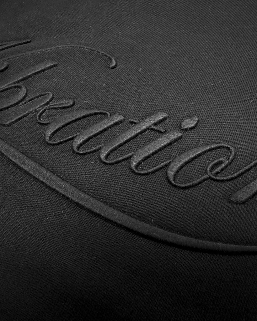 Fabrication de vêtements - Broderies