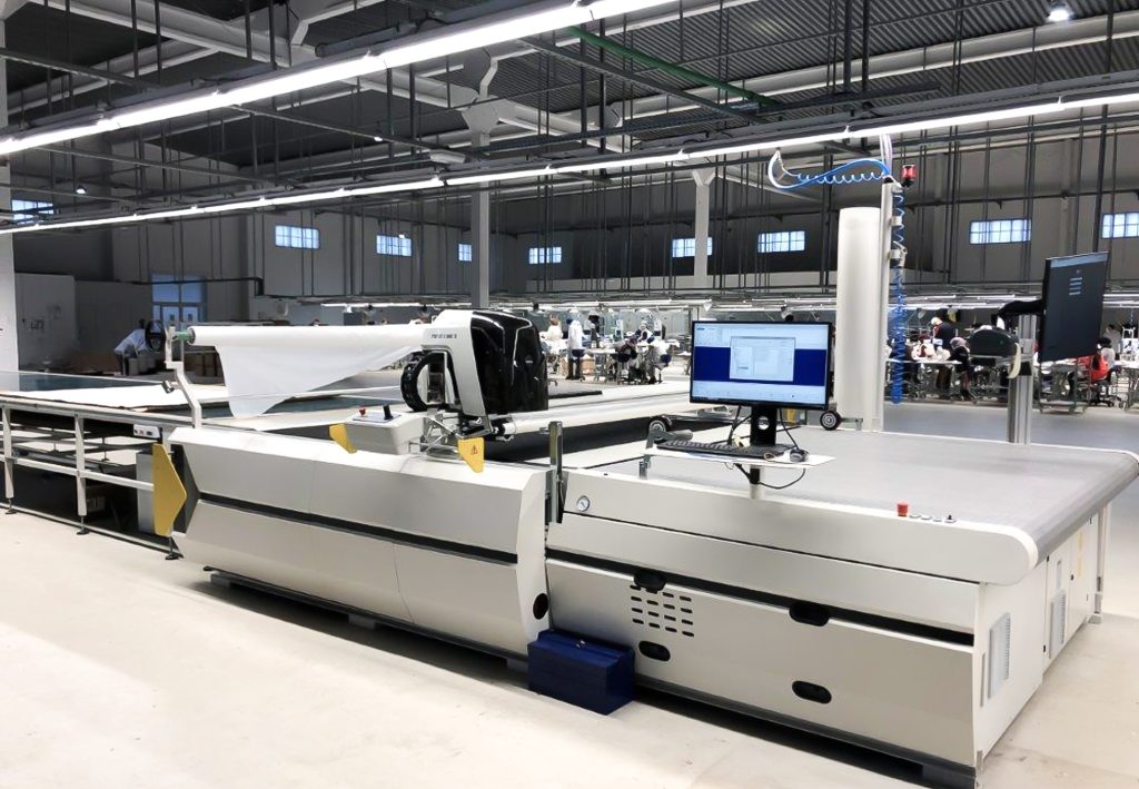 Fabrication de vêtements - Découpage